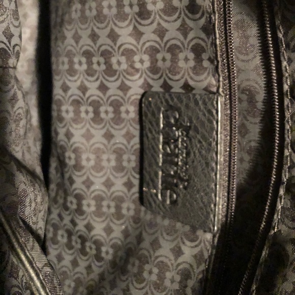 Black and white handbag - Picture 2 of 3